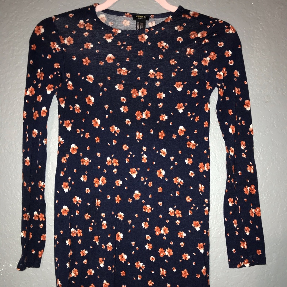 Long sleeve midi dress